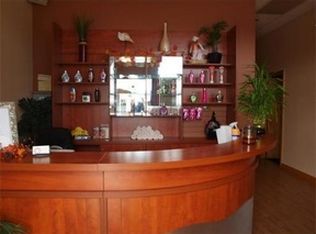 14 Sconticut Neck Rd, Fairhaven, MA 02719