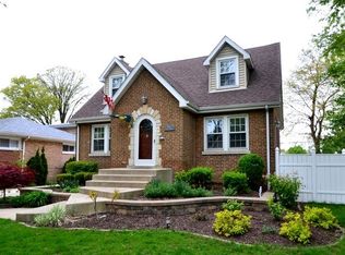 9612 S Harding Ave, Evergreen Park, IL 60805