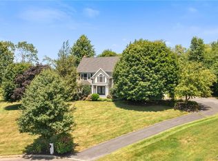 969 Natalie Ln, Coopersburg, PA 18036