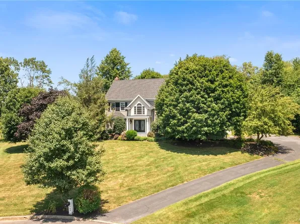 969 Natalie Ln, Coopersburg, PA 18036