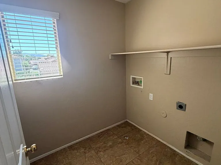 15905 N 169th Dr — Photo 15
