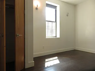 Rented by Rennit Inc.