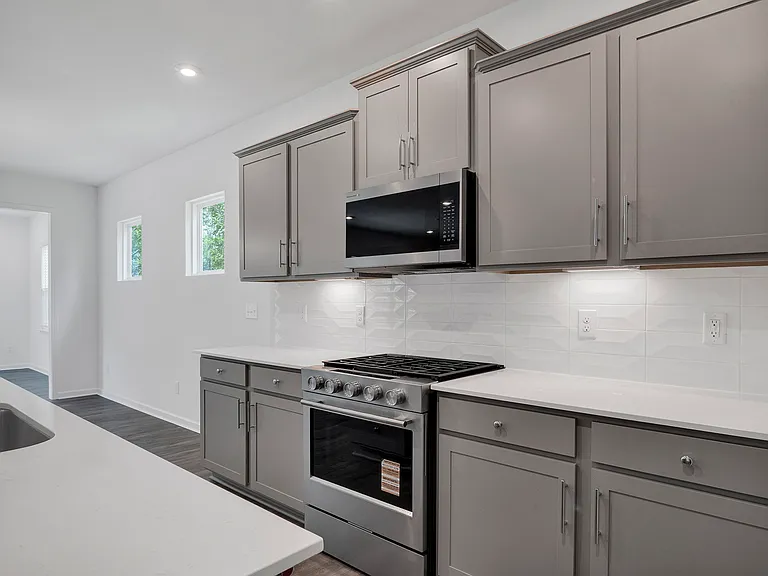 12121 Bradshaw Ct — Photo 9