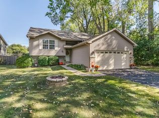 12121 2nd Ave, Pleasant Prairie, WI 53158