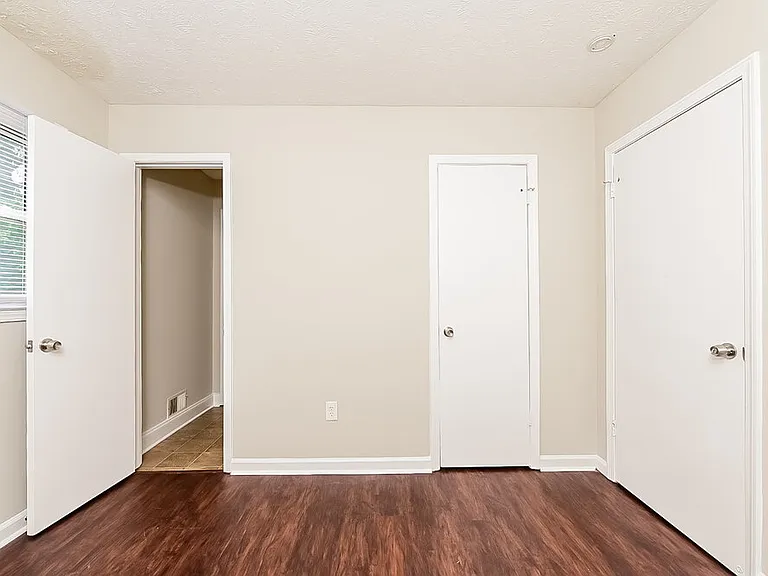 3074 Menlo Park Dr — Photo 8
