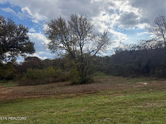 3rd image of 4712 Us Highway 411 S