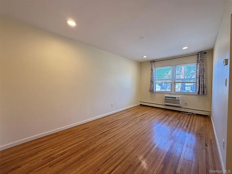 149-14 21st Ave #1 — Photo 5