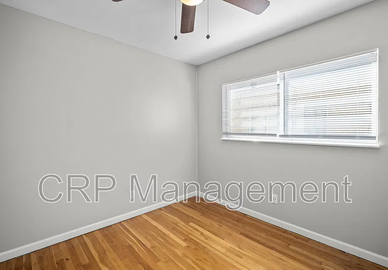 4255 Virginia Ave — Photo 9