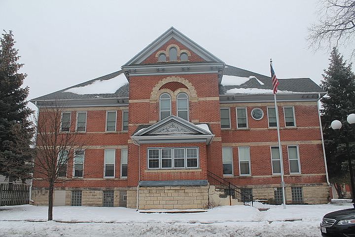 1st image of 1120 Caledonia Street
