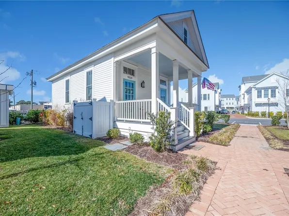 9529 23rd Bay St, Norfolk, VA 23518