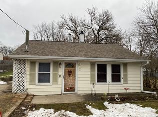 7712 Carleton Dr, Spring Grove, IL 60081