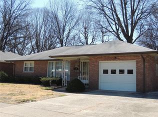 2 Nassau St, Granite City, IL 62040