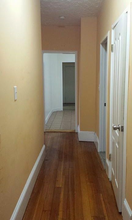 2nd image of 140 Quincy St #2