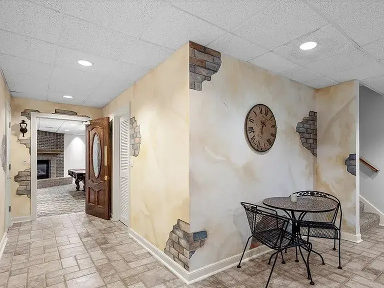 16767 J Cir — Photo 37