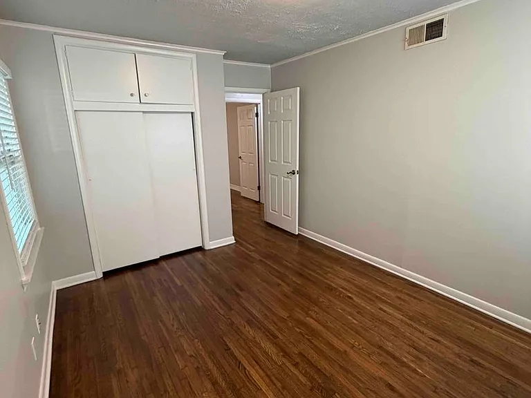3616 E 40th Pl — Photo 17