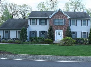 683 Park Rd, Morris Plains, NJ 07950