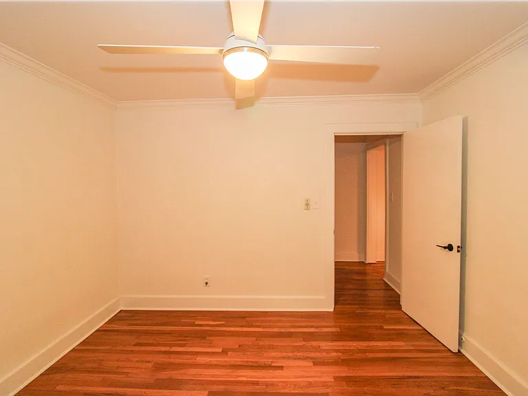 426 Rogers St — Photo 24