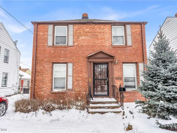 15911 Eldamere Ave, Cleveland, OH 44128