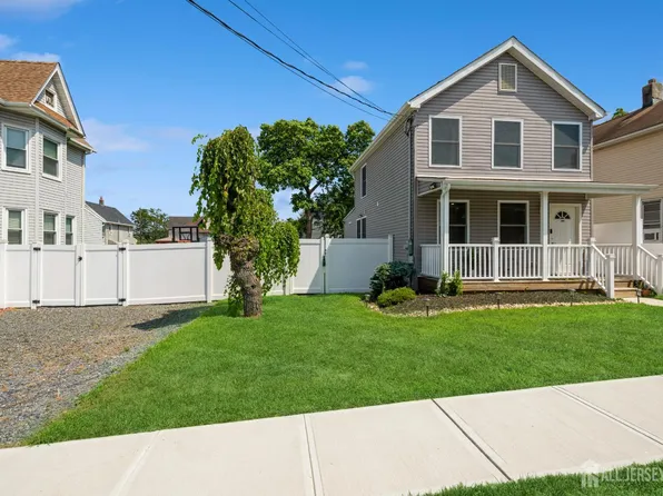 296 Oak St, South Amboy, NJ 08879