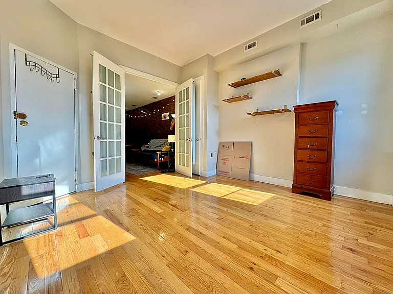 673 Classon Ave #4R — Photo 11
