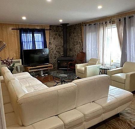5th image of 393 Adeline Dr