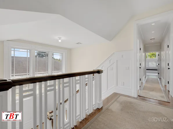 1132 East 32nd Street image 29 of 36