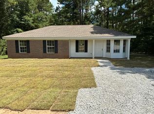 105 Harvest Cir, Petal, MS 39465