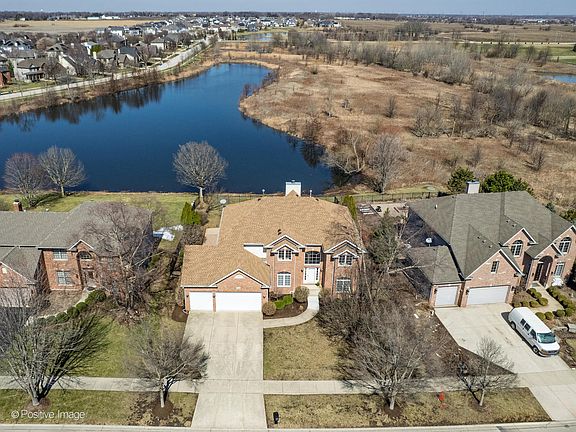 4th image of 25704 W Pastoral Dr