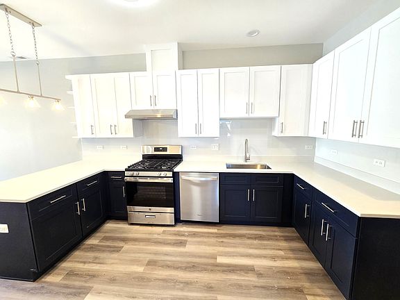 2nd image of 3122 S Morgan St #3