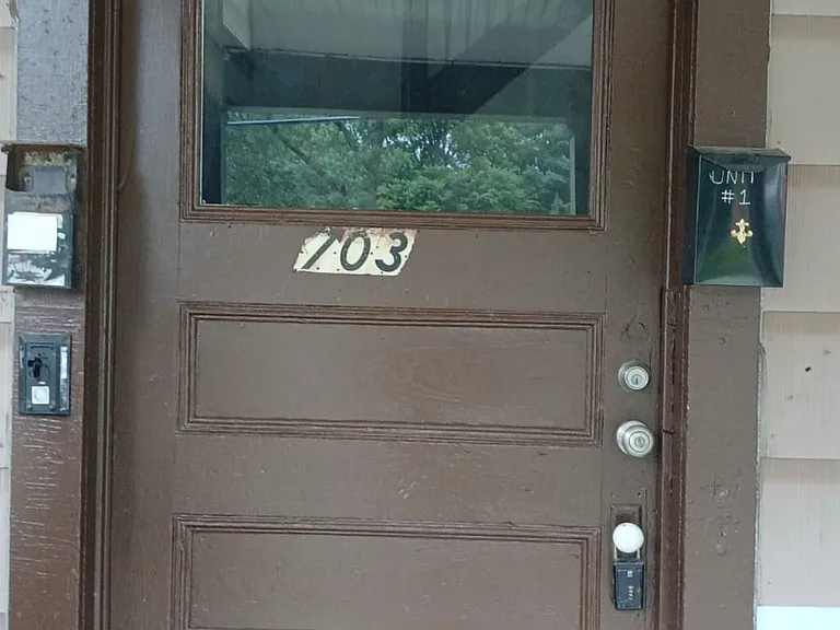 703 Lodi St — Photo 6
