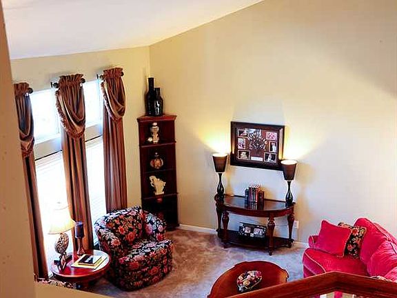5th image of 1345 Great Hunter Ct