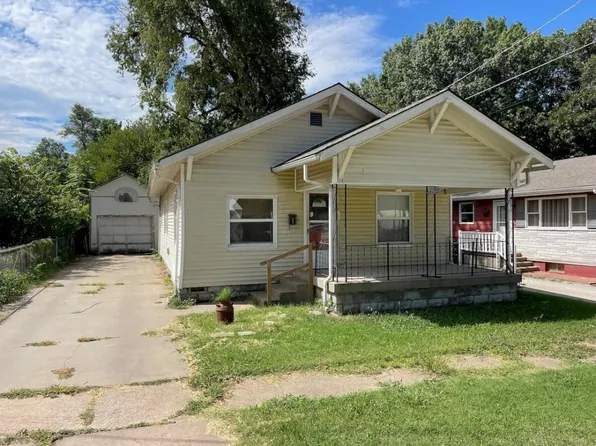 1107 W 2nd Ave, El Dorado, KS 67042
