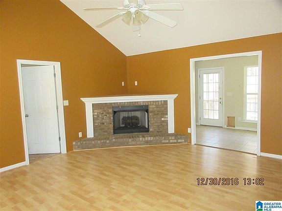 3rd image of 4124 Burr Dr