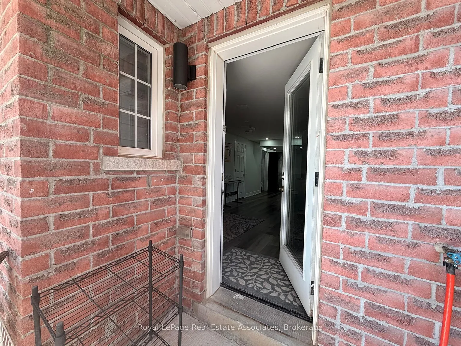 2 bed, $1,649 — Photo 3