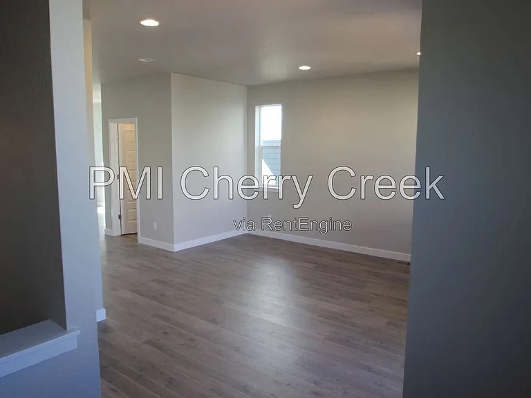 12871 E Caspian Pl — Photo 13