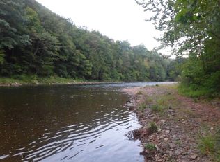 196 Blairs Dam Rd, Williamsport, PA 17701