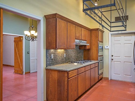 5th image of 3225 N Riverbend Cir E #7
