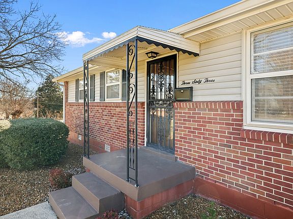 4th image of 363 Leo Ln