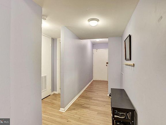 3rd image of 9039 Sligo Creek Pkwy APT 116