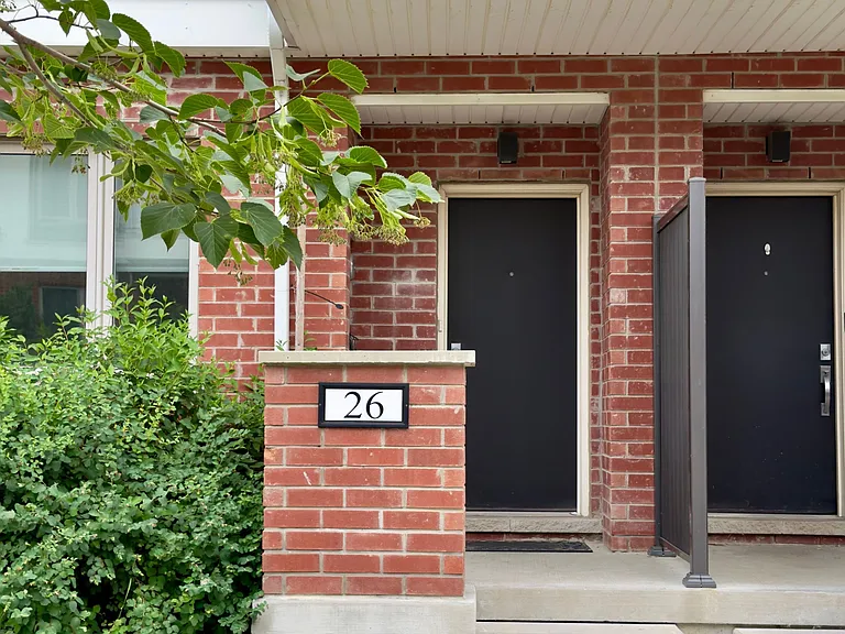 26 William Duncan Rd — Photo 2