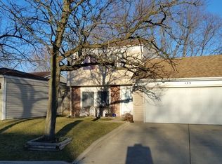 173 Highbury Dr, Elgin, IL 60120