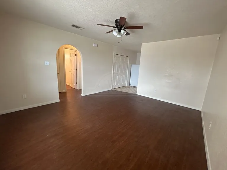 1407 Dugger, Killeen — Photo 5