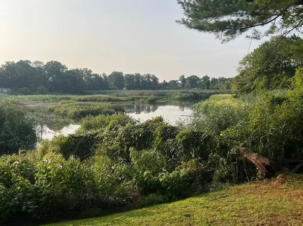 9 Olive Place, Hazlet, NJ 07734