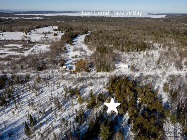 Vanderlip Rd, Traverse City, MI 49686