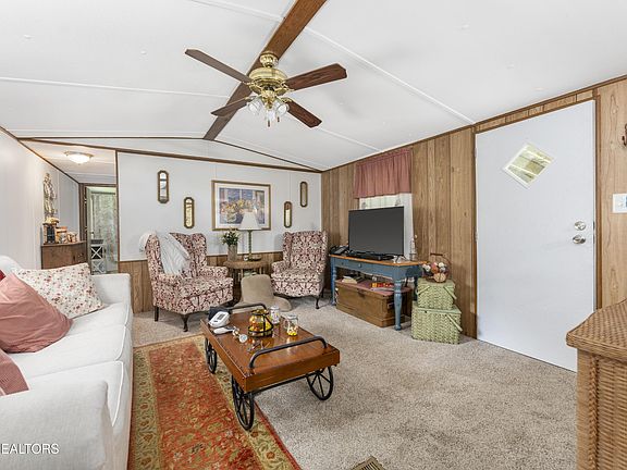 2nd image of 1309 Green Ct