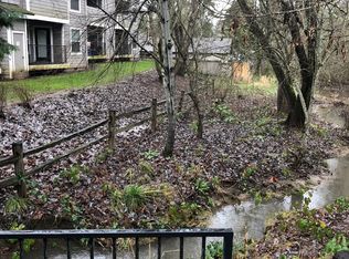 18619 SW McClarey Dr #27, Beaverton, OR 97007