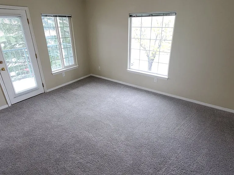 Parkwood Pointe Apartments — Photo 62