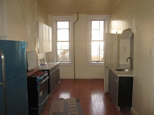 Rented by The Hamilton Group | media 18