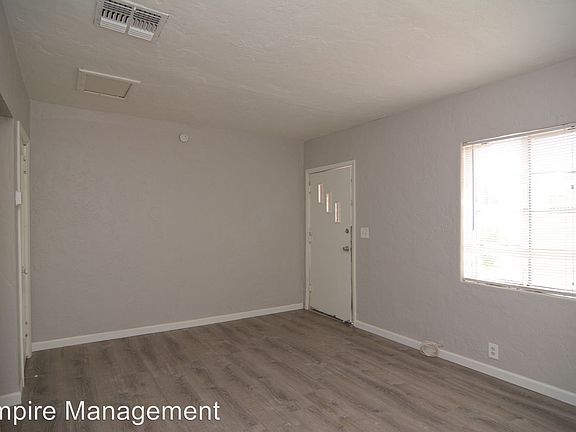 5th image of 2516 E Lester St #1