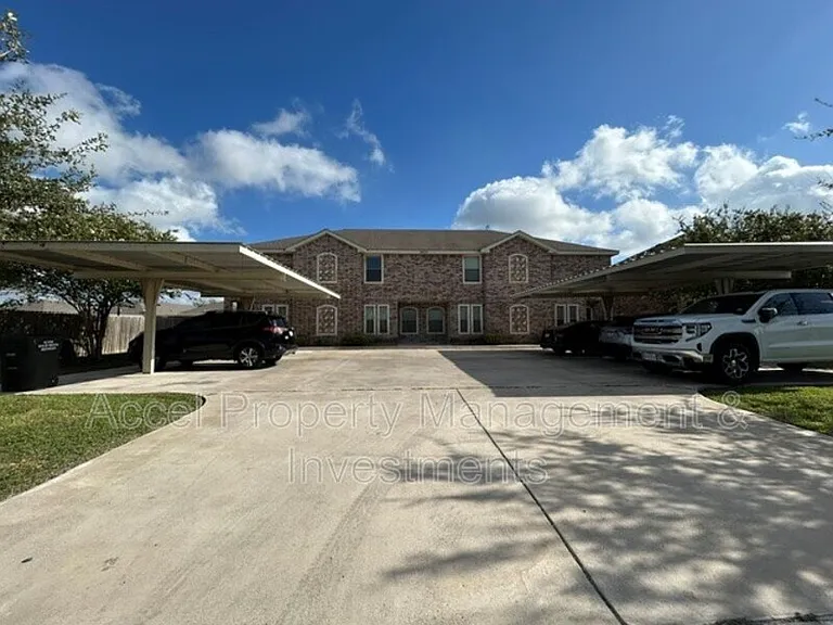 2603 E Eisenhower Ave #2 — Photo 2